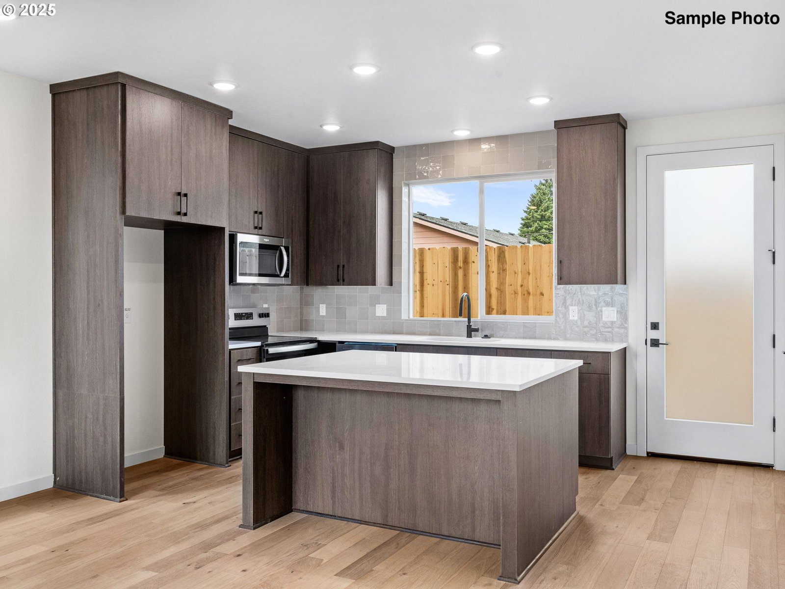 Listing photo 4 of 15, 6723 SE Gladstone ST, Portland, OR, 97206