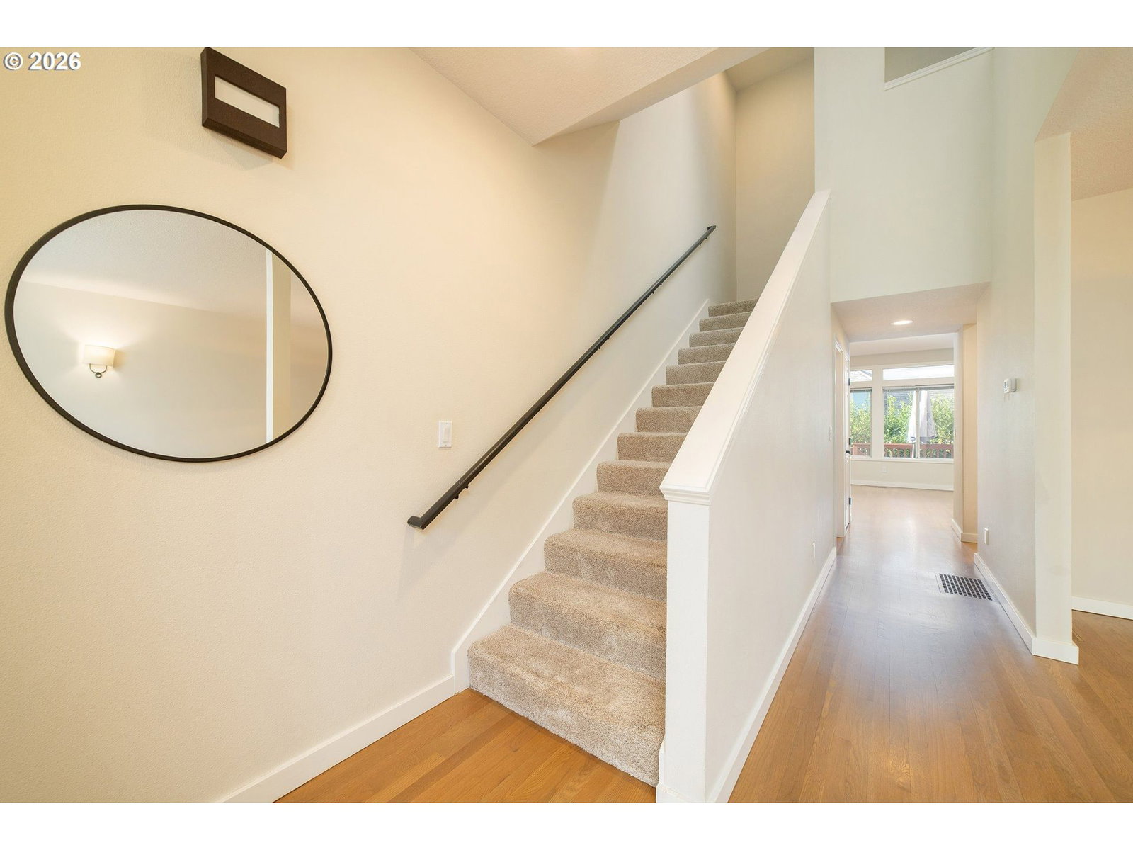Listing photo 5 of 42, 242 S SWEENEY ST, Portland, OR, 97239
