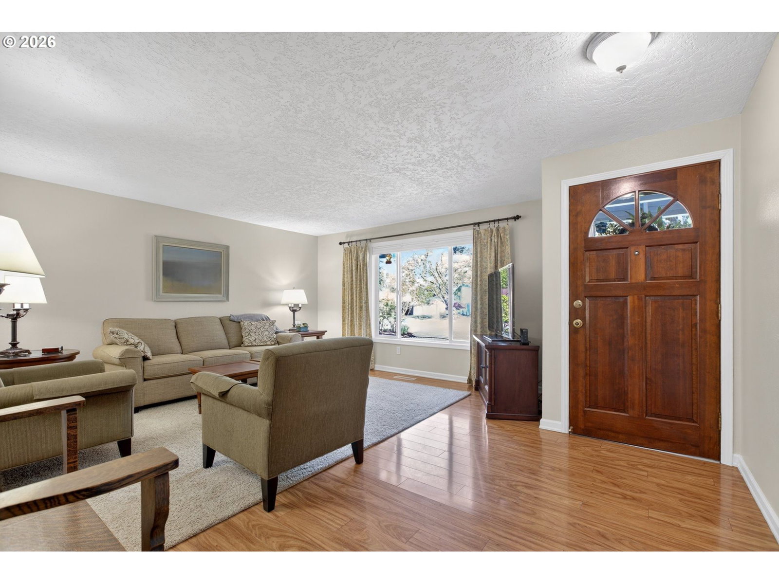 Listing photo 4 of 41, 11824 SE SUNNYCREEK LN, Clackamas, OR, 97015