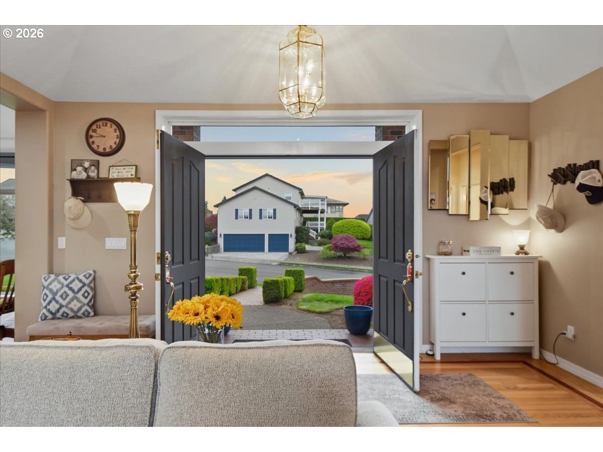 Listing photo 4 of 47, 2031 NW COLUMBIA SUMMIT DR, Camas, WA, 98607