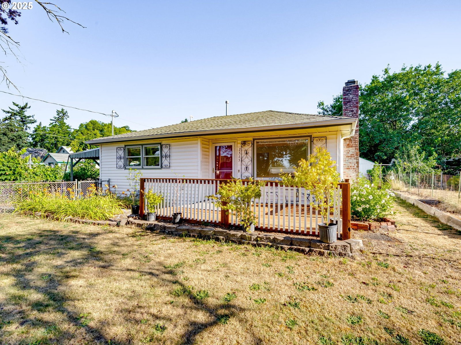 Listing photo 5 of 46, 7515 SE LUTHER RD, Portland, OR, 97206