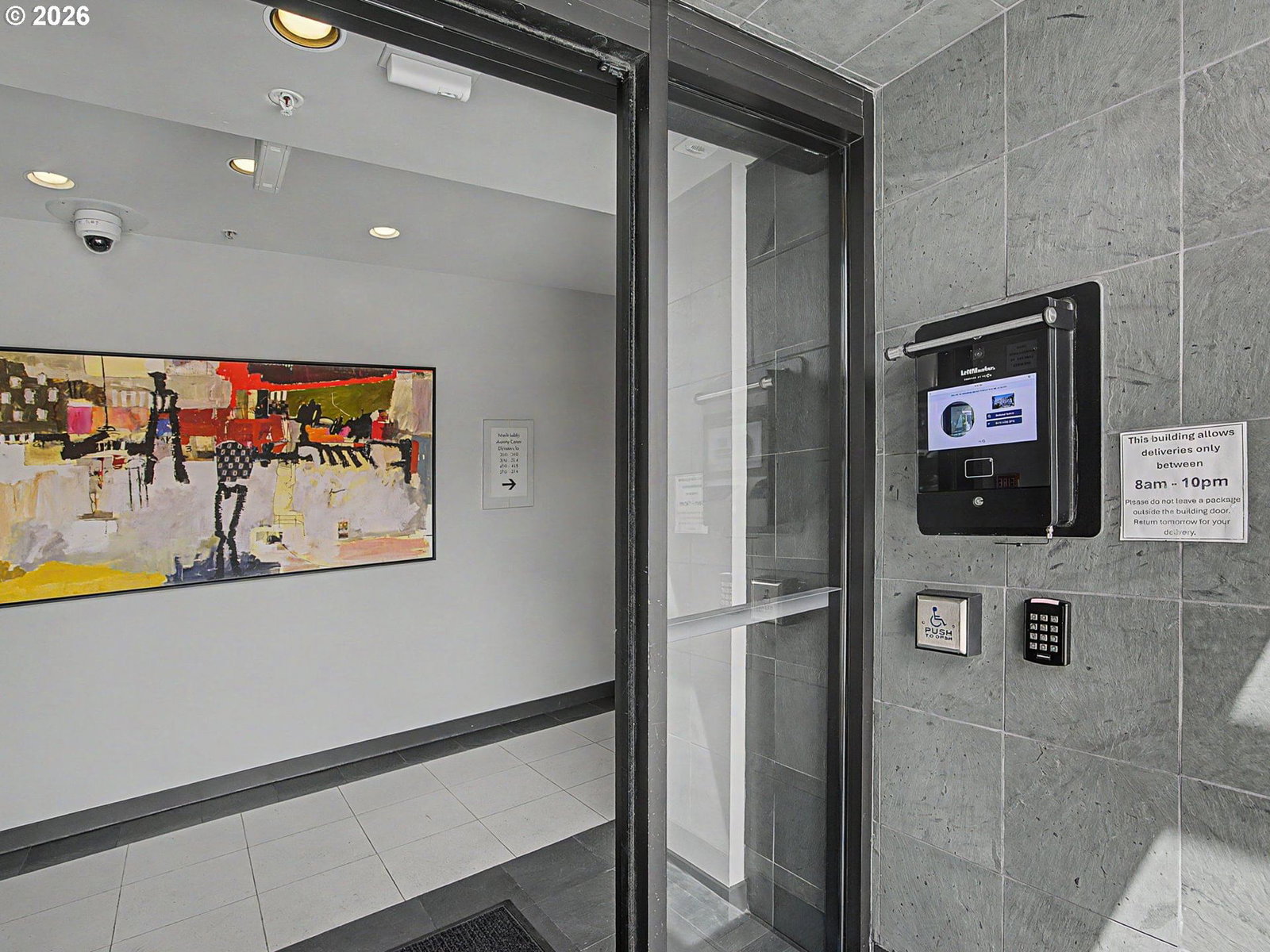 Listing photo 4 of 46, 2445 NW Westover RD #202, Portland, OR, 97210