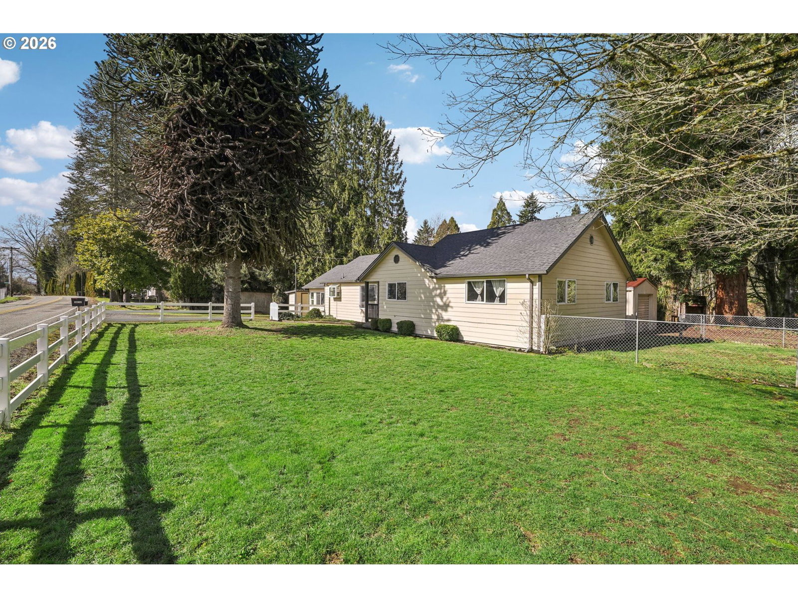 Listing photo 4 of 40, 3031 ALLEN ST, Kelso, WA, 98626