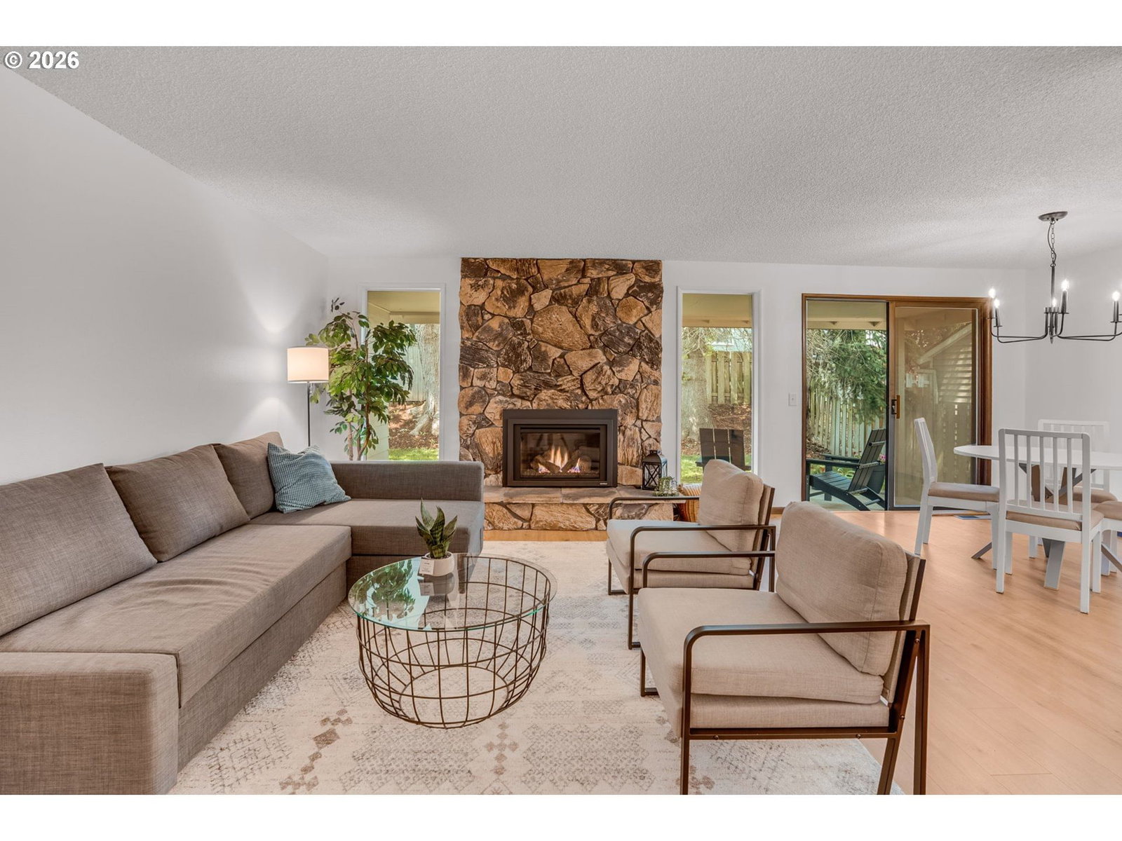 Listing photo 5 of 29, 19909 SW Southview ST, Beaverton, OR, 97078