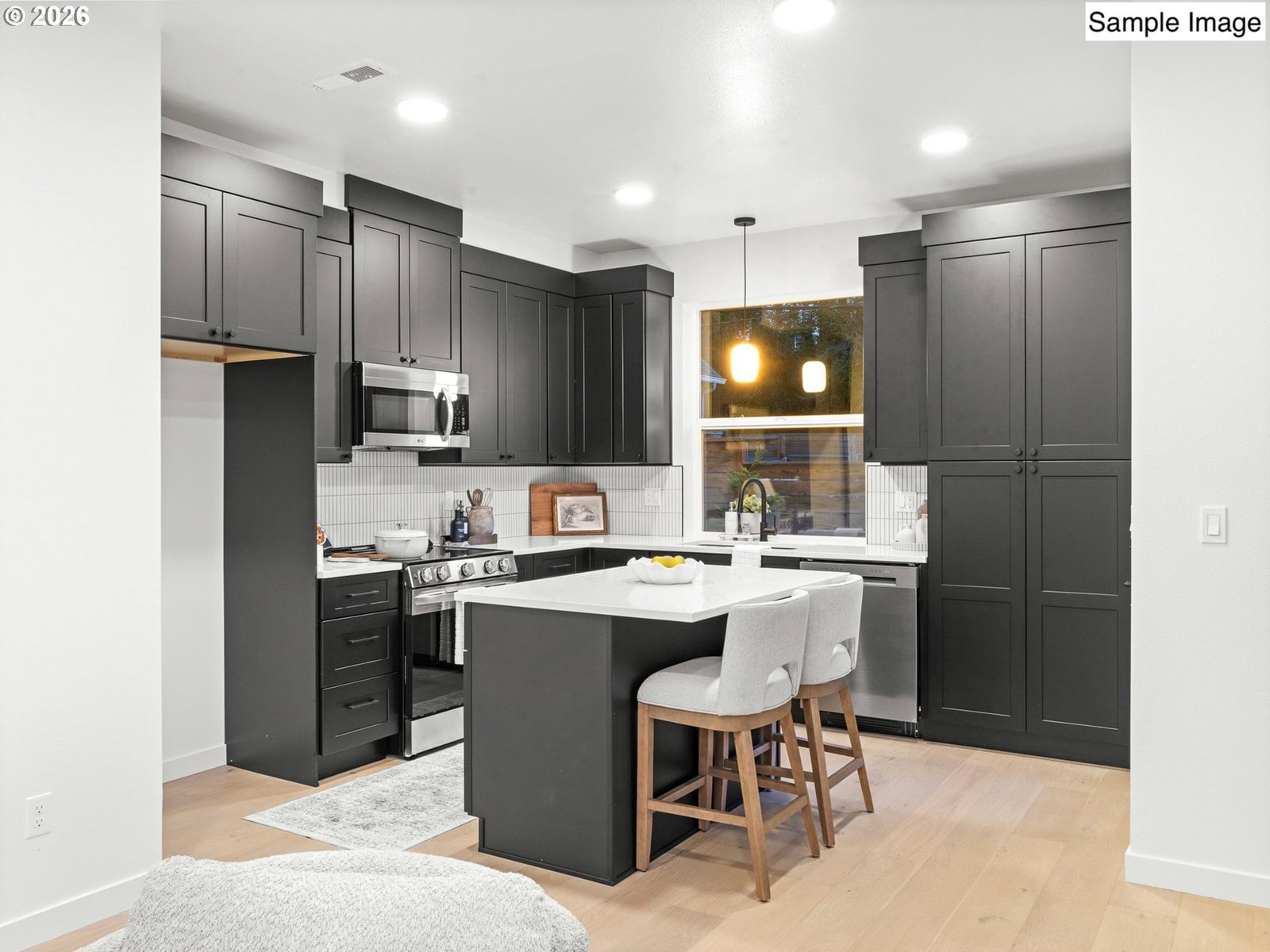 Listing photo 5 of 13, 11076 SW 61st AVE #4, Portland, OR, 97219