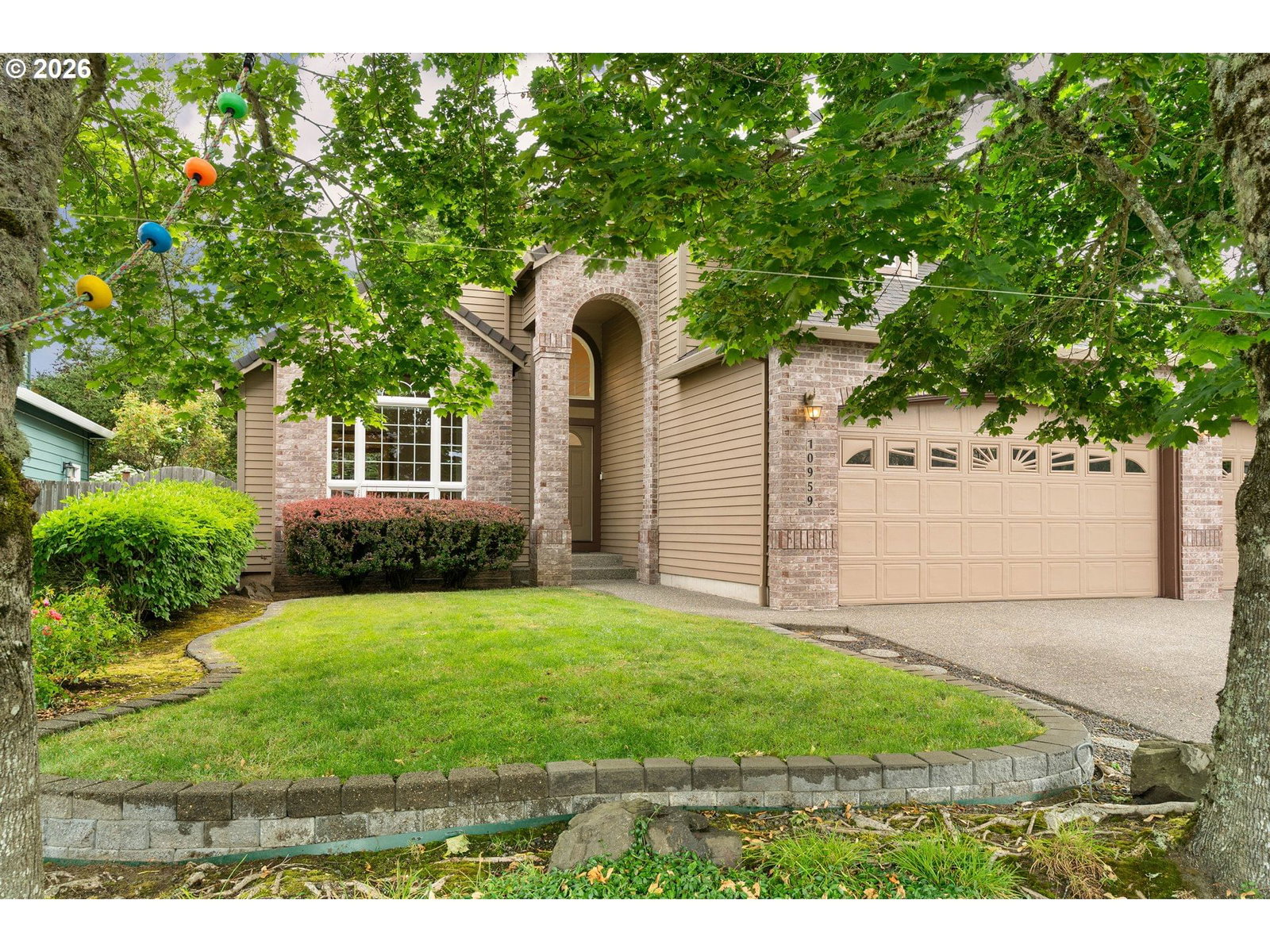 Listing photo 4 of 48, 10959 NW SUPREME CT, Portland, OR, 97229