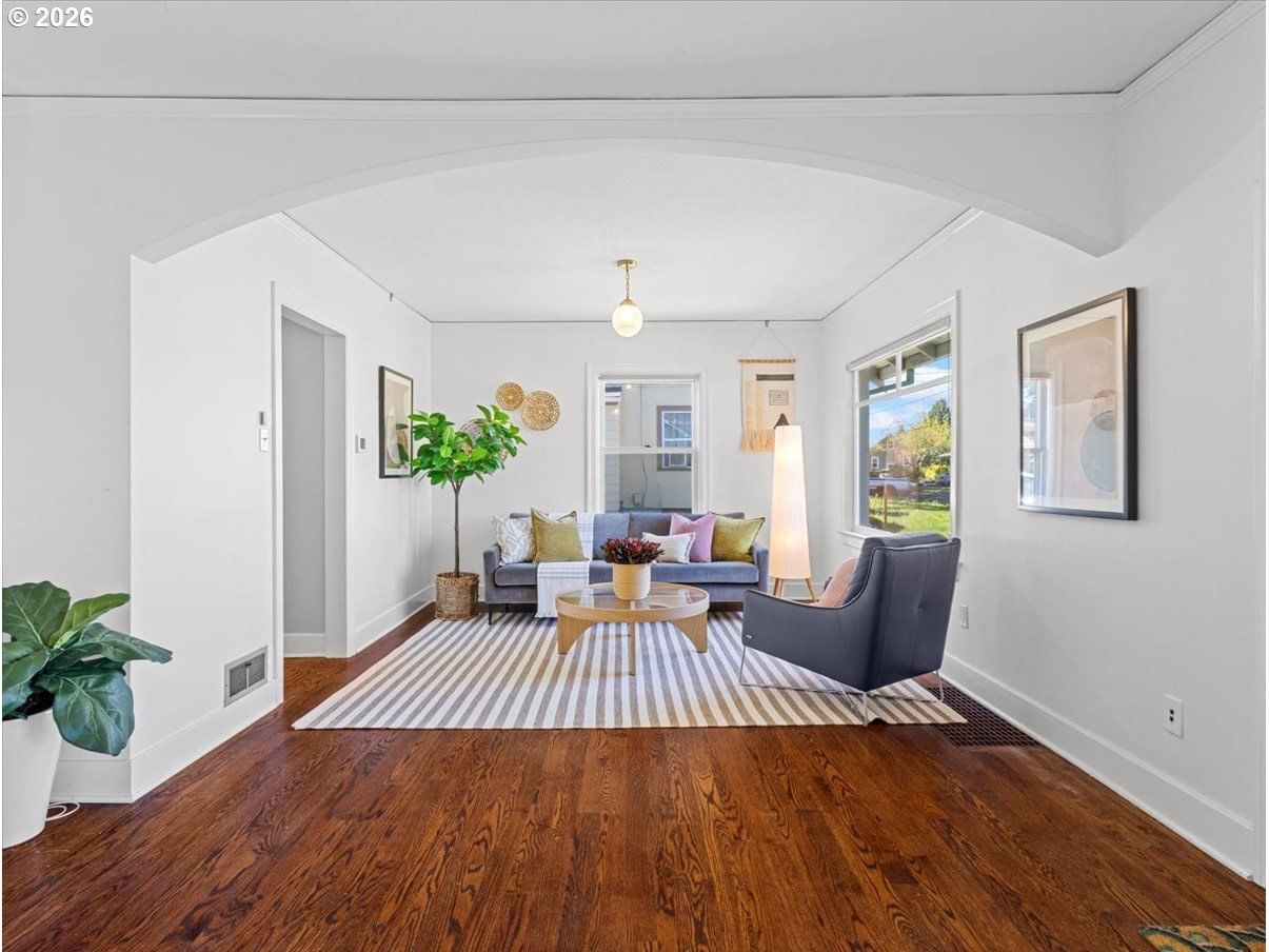 Listing photo 4 of 38, 5806 SE NEHALEM ST, Portland, OR, 97206