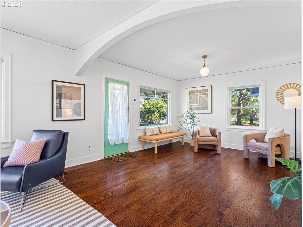 Listing photo 5 of 38, 5806 SE NEHALEM ST, Portland, OR, 97206