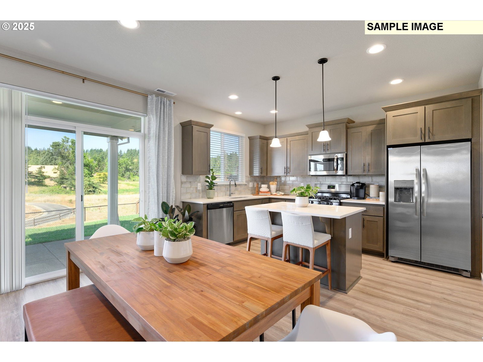 Listing photo 5 of 18, 2713 NE Claire RD #204, Estacada, OR, 97023
