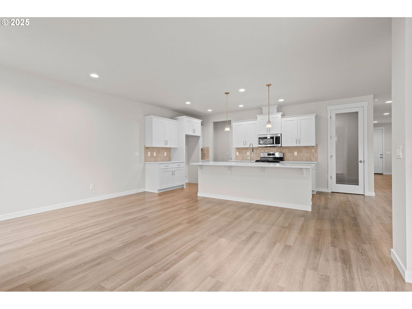 Listing photo 5 of 18, 12675 SW Trask ST, Beaverton, OR, 97007