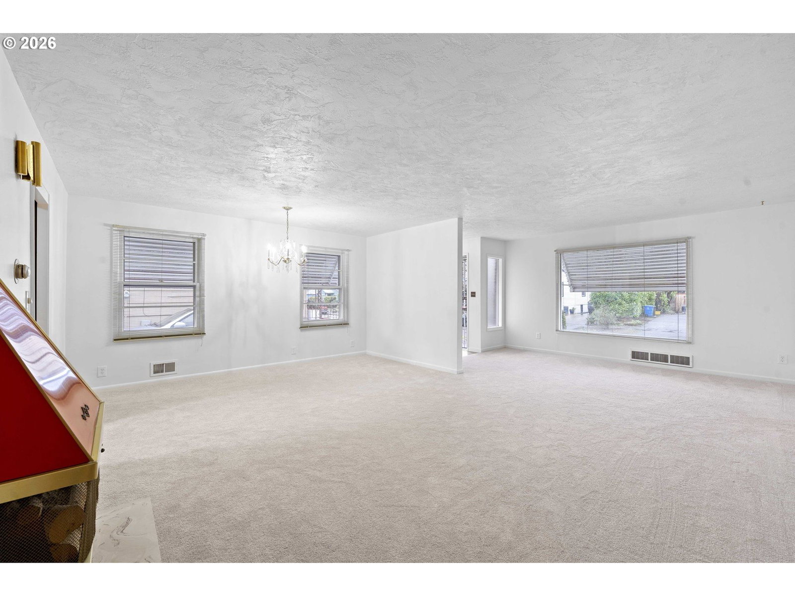 Listing photo 5 of 37, 3214 NE 80TH AVE, Portland, OR, 97213
