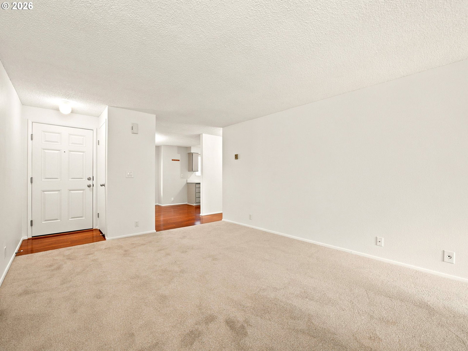 Listing photo 5 of 22, 47 EAGLE CREST DR #40, Lake Oswego, OR, 97035