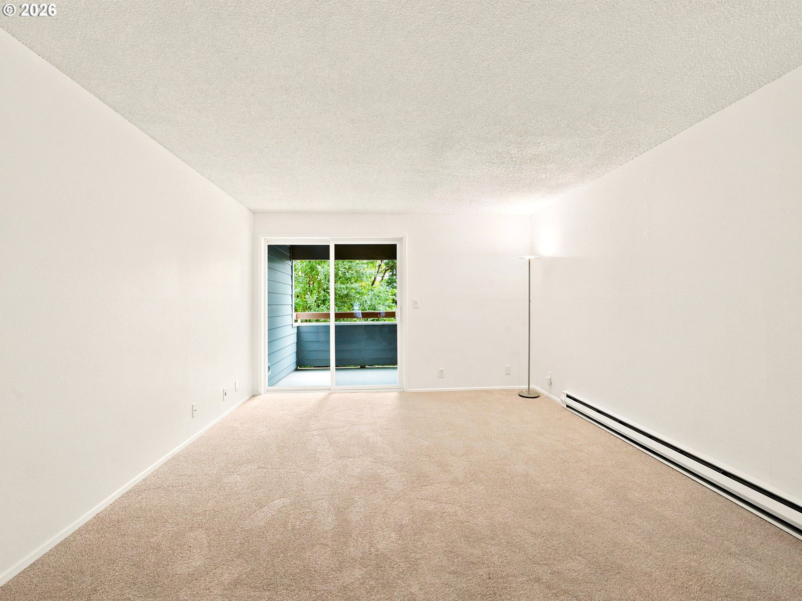 Listing photo 4 of 22, 47 EAGLE CREST DR #40, Lake Oswego, OR, 97035