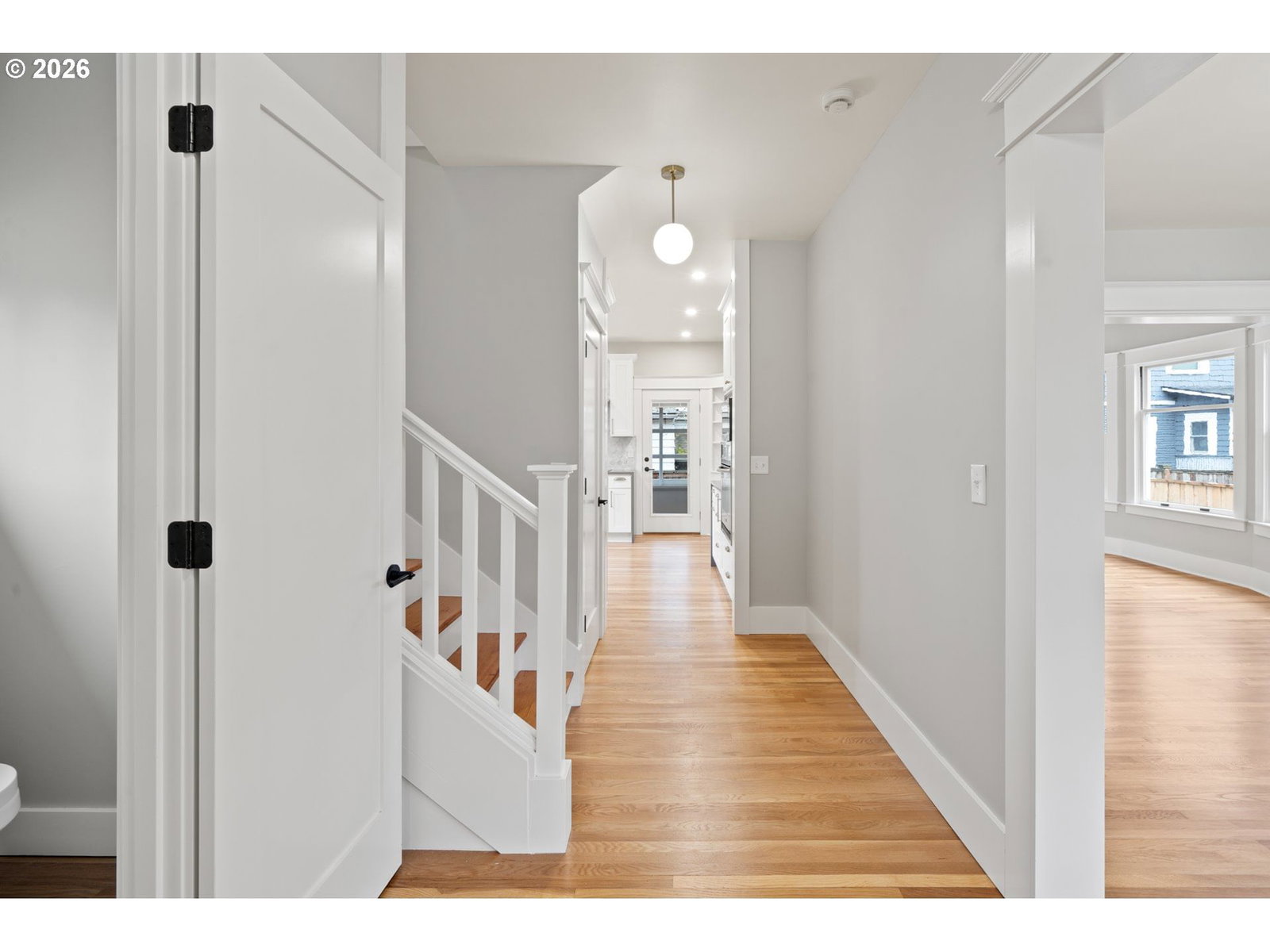 Listing photo 5 of 48, 4511 N COMMERCIAL AVE, Portland, OR, 97217