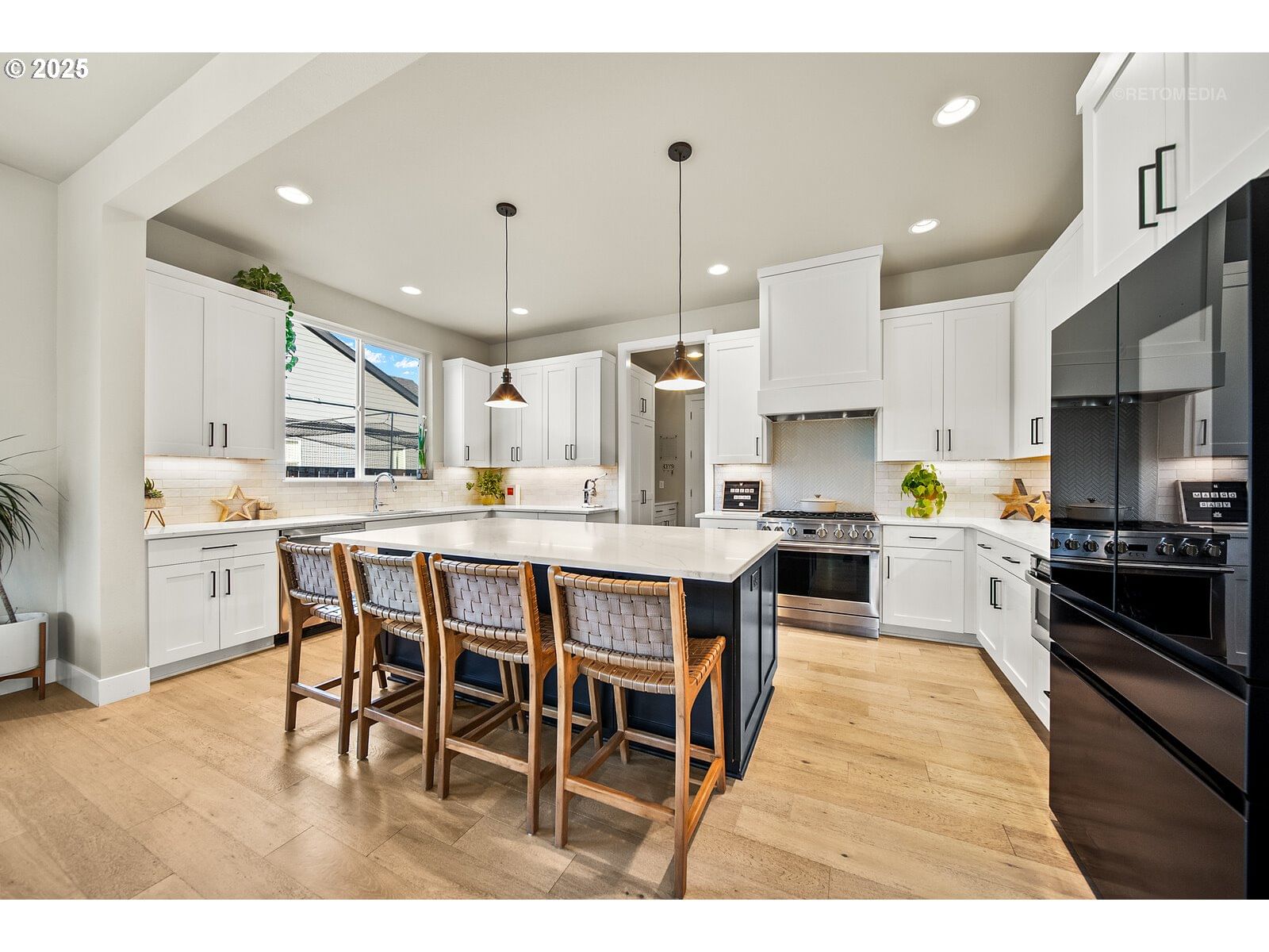 Listing photo 4 of 34, 23245 SW BYERS LAKE TER, Sherwood, OR, 97140