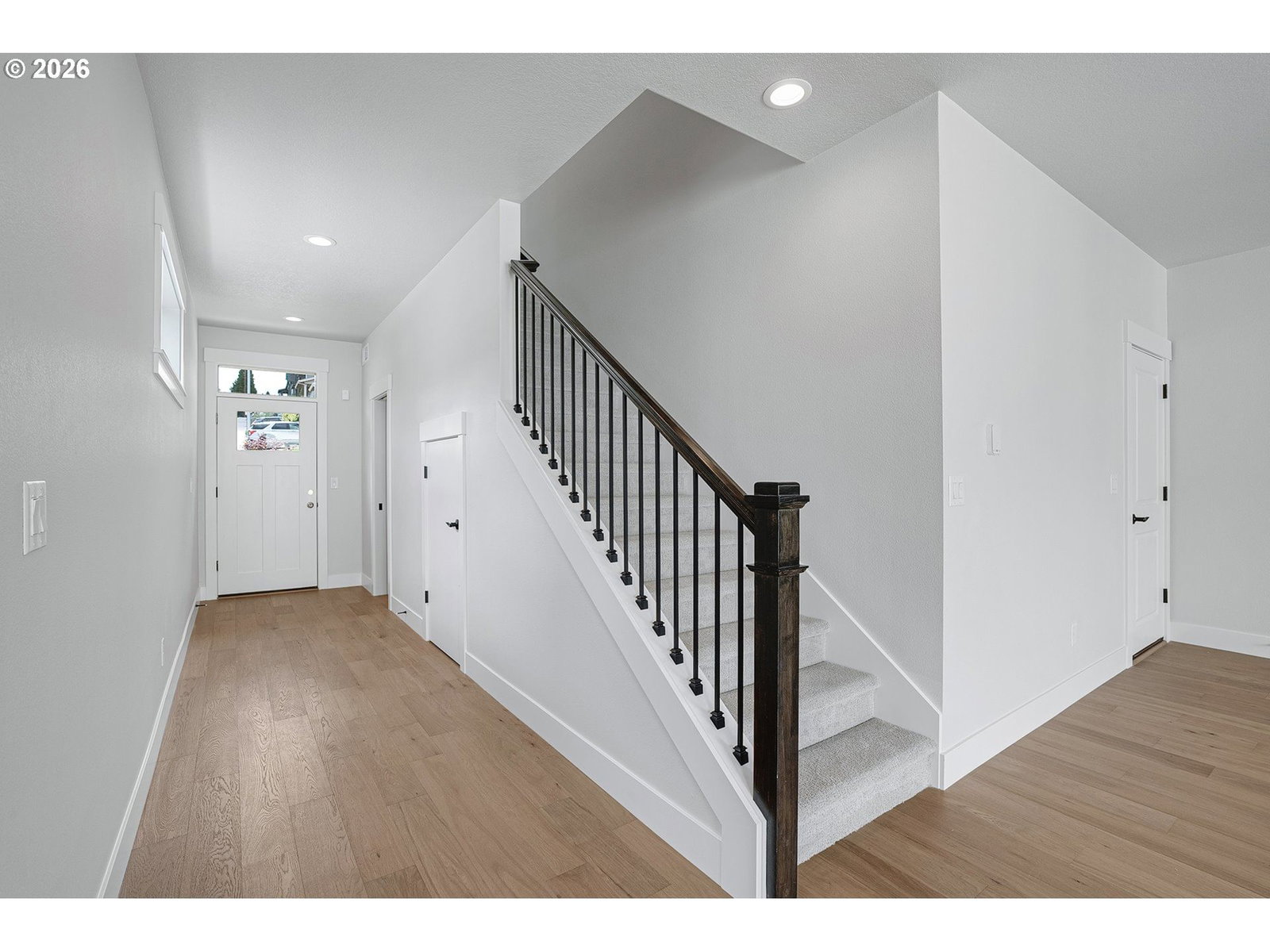 Listing photo 4 of 26, 13945 SE Piper Cub WAY, Milwaukie, OR, 97267