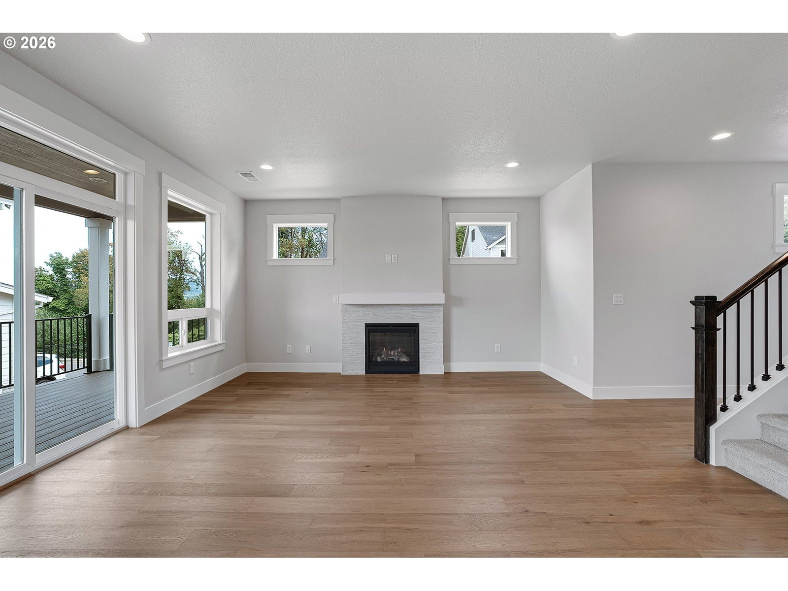 Listing photo 5 of 26, 13945 SE Piper Cub WAY, Milwaukie, OR, 97267