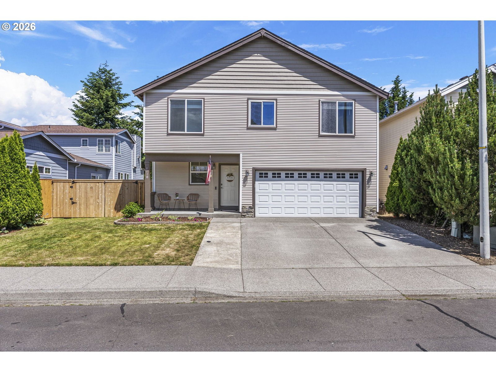 Listing photo 1 of 6