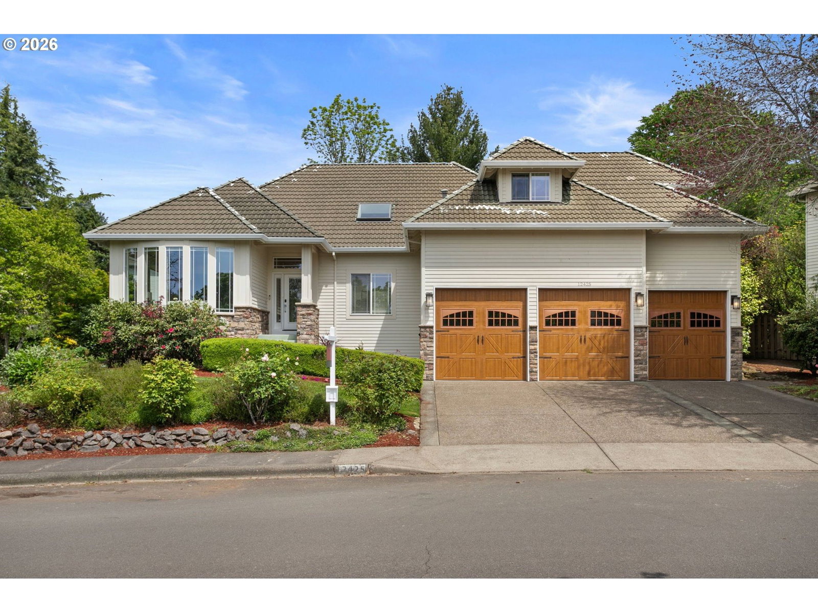 Primary listing photo, 12425 NW WELSH DR, Portland, OR, 97229