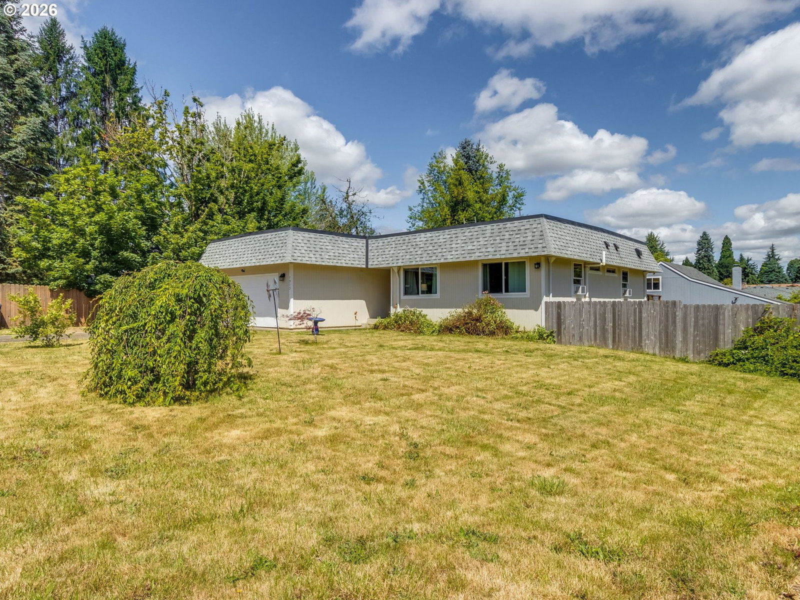 Listing photo 4 of 44, 7913 SE CLACKAMAS RD, Milwaukie, OR, 97267