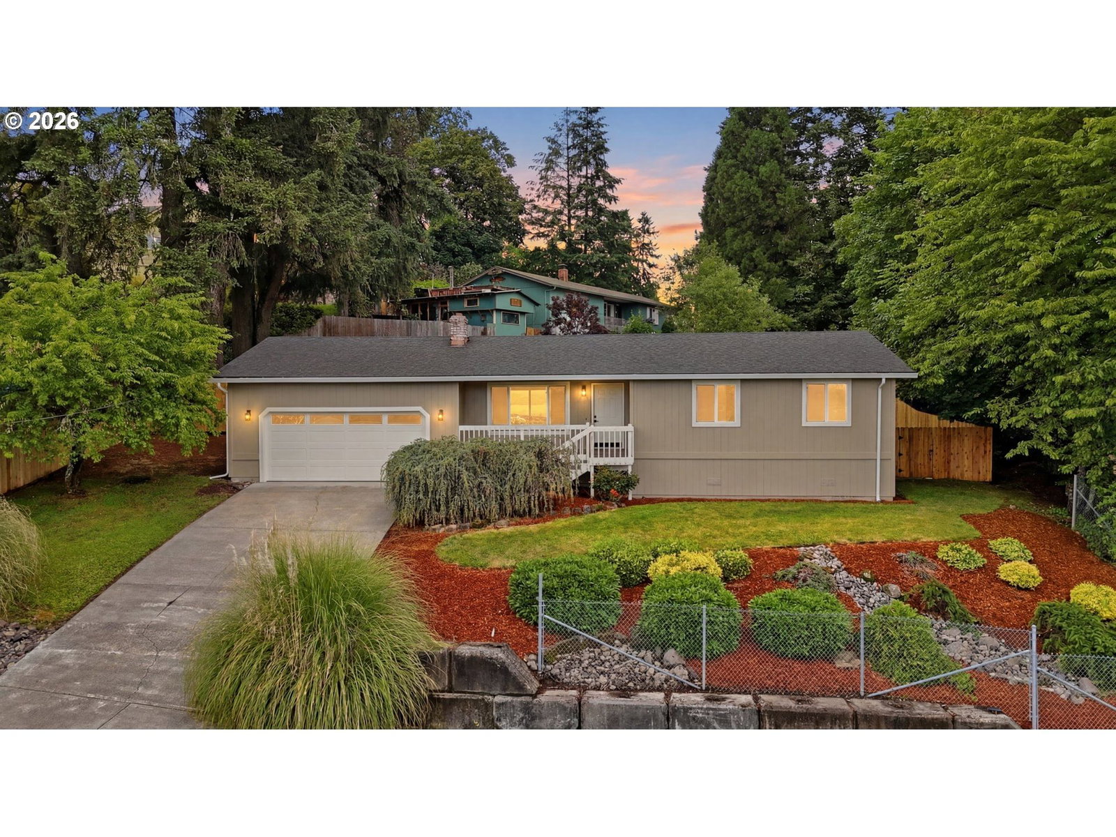 Listing photo 1 of 6