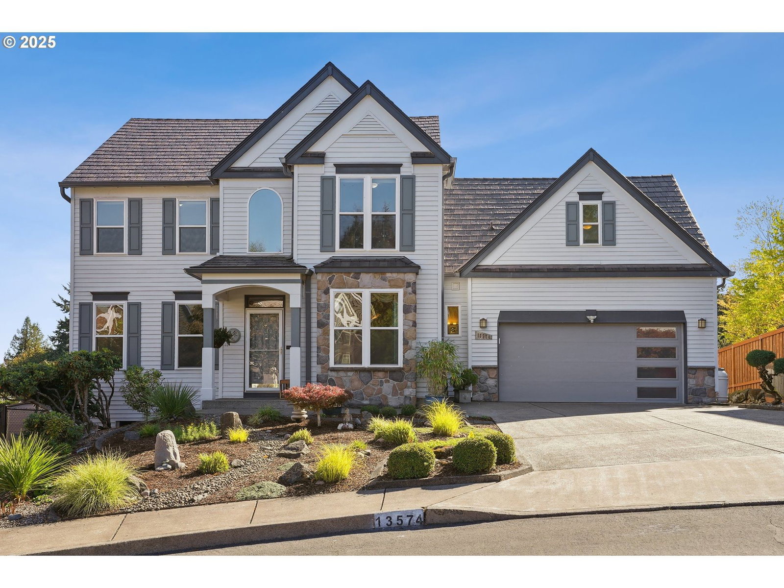 Primary listing photo, 13574 SW MINT PL, Portland, OR, 97223
