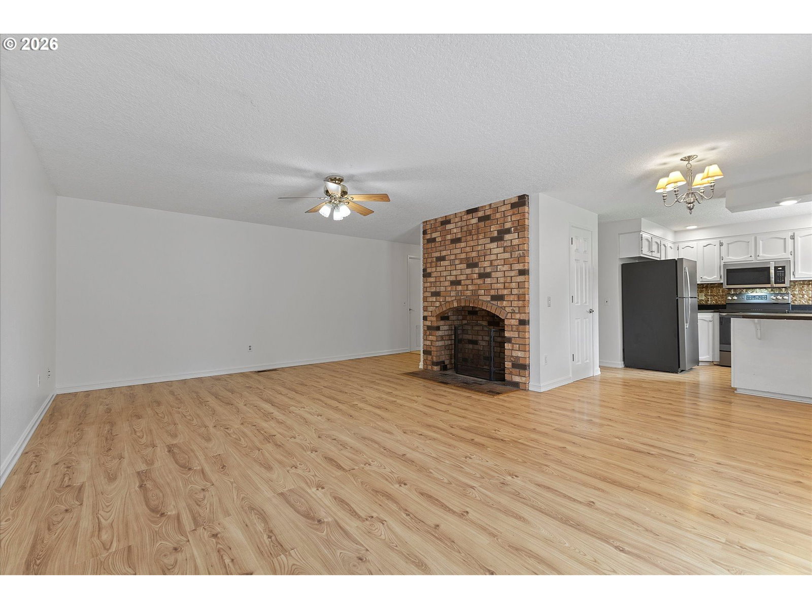Listing photo 5 of 43, 8448 SW CHELAN CT, Tualatin, OR, 97062