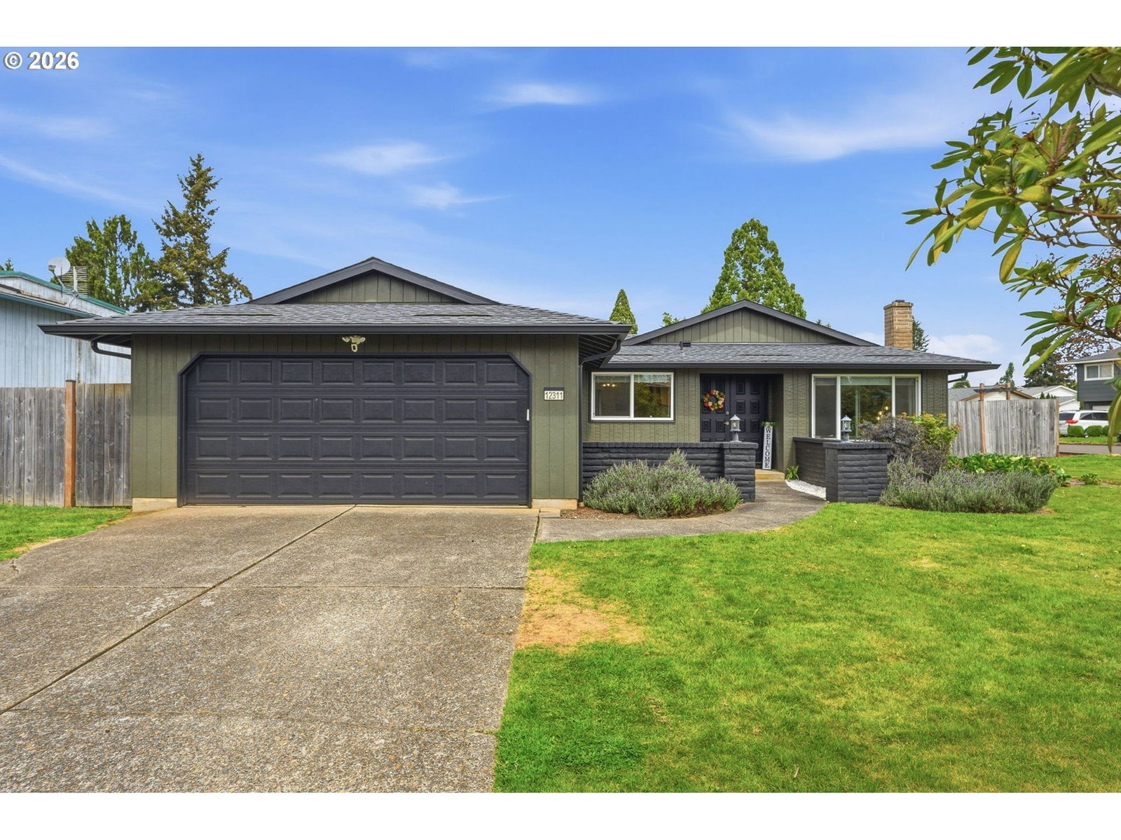 Primary listing photo, 12311 BLUE RIDGE DR, Oregon City, OR, 97045