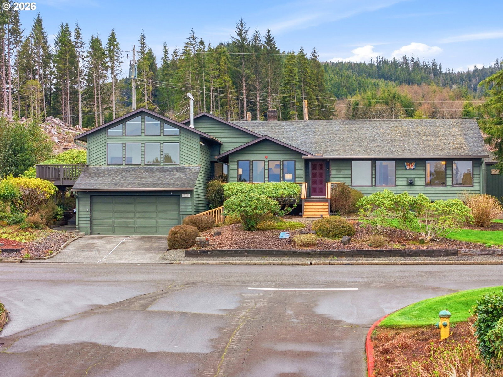 Primary listing photo, 325 Alpine ST, Seaside, OR, 97138