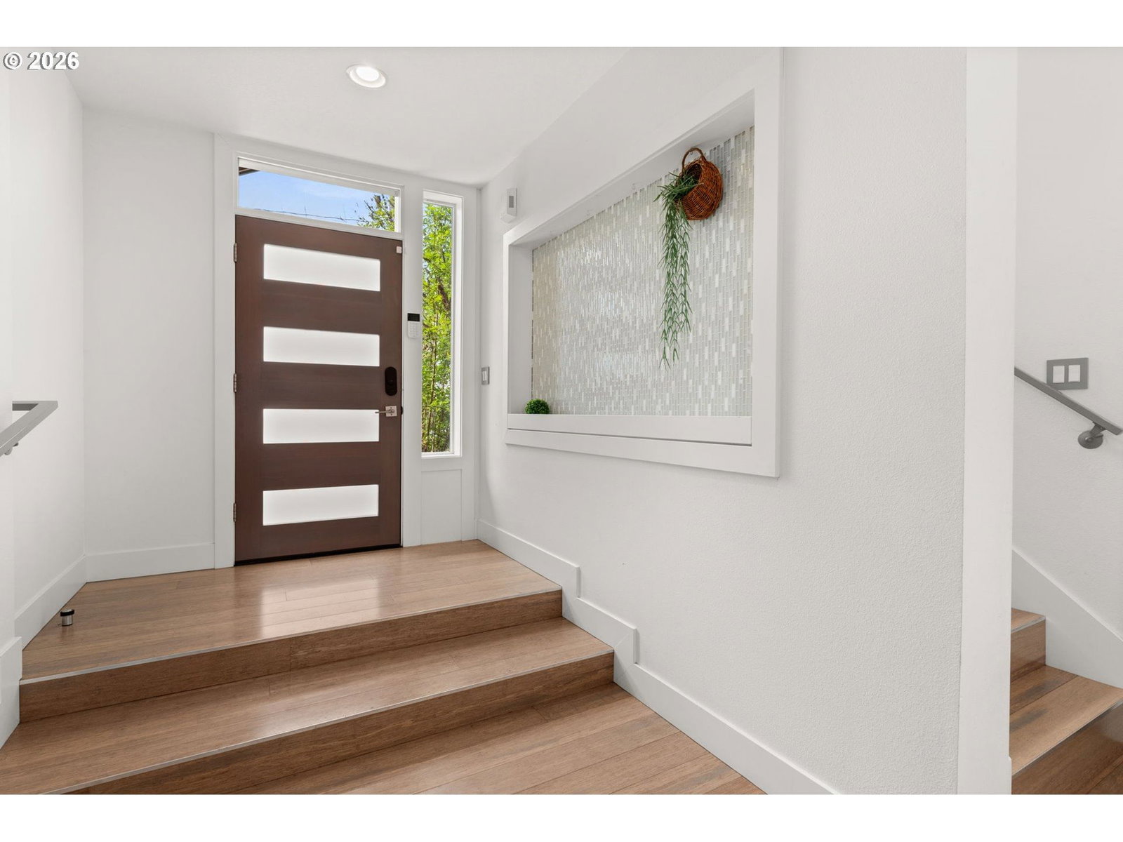Listing photo 4 of 48, 2626 SE 16TH AVE, Portland, OR, 97202
