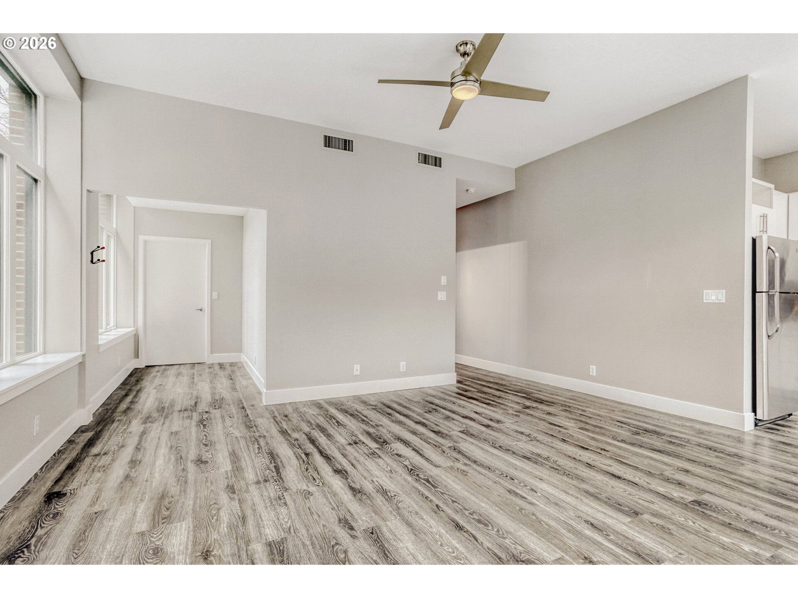 Listing photo 5 of 17, 618 NW 12TH AVE #201, Portland, OR, 97209