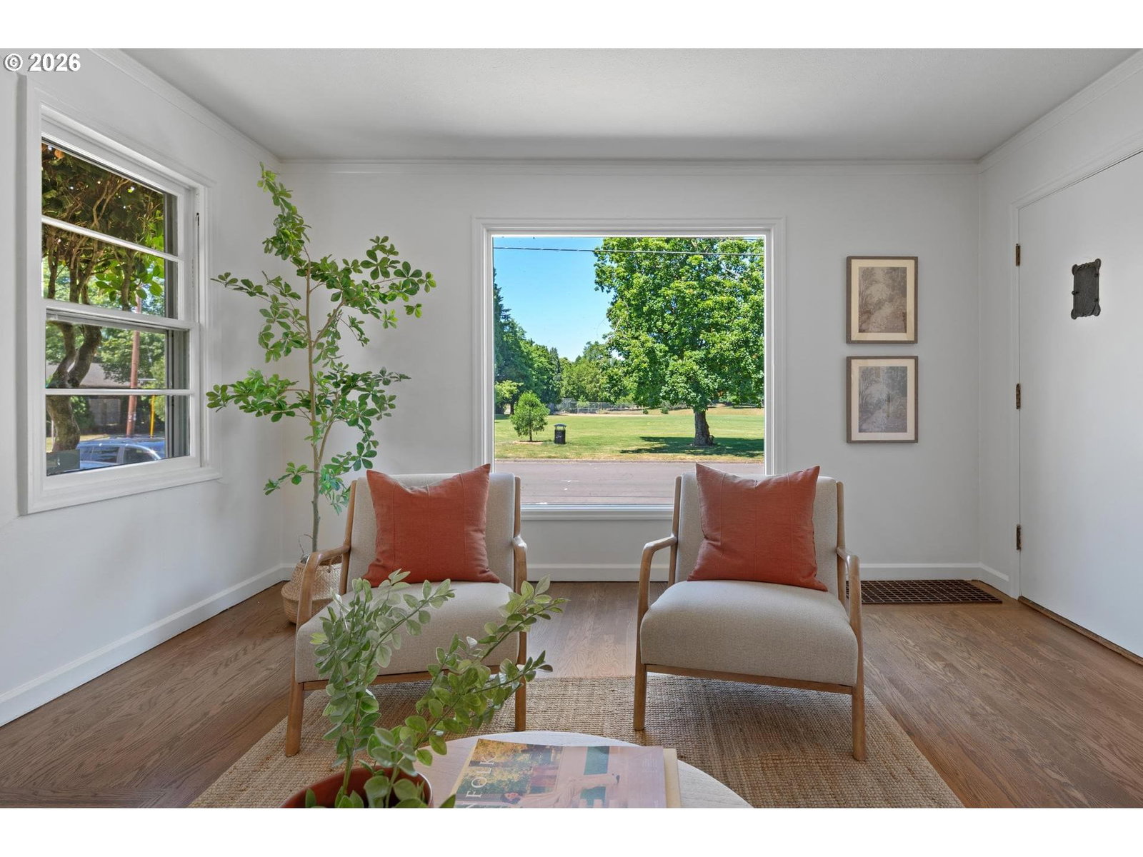 Listing photo 4 of 32, 3814 NE SIMPSON ST, Portland, OR, 97211