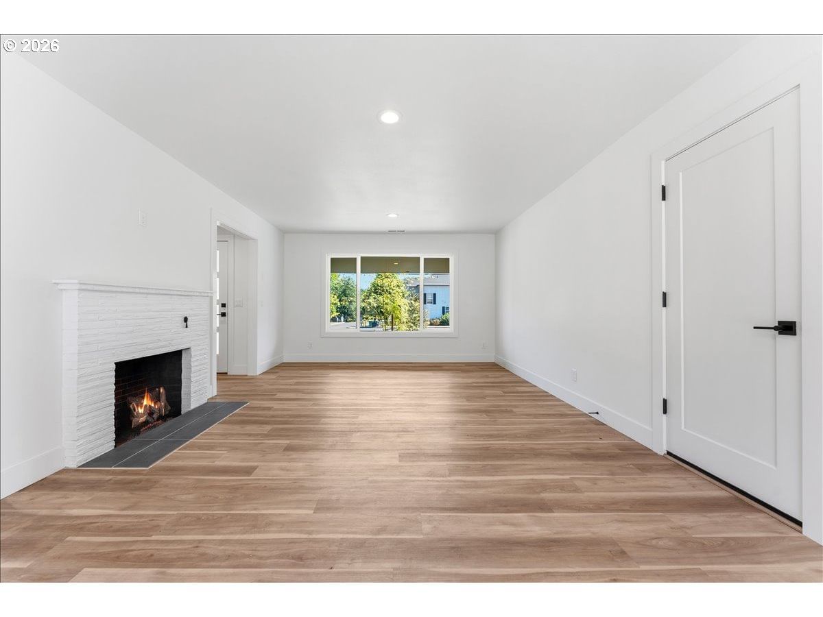 Listing photo 4 of 22, 9545 SW 90th AVE, Portland, OR, 97223