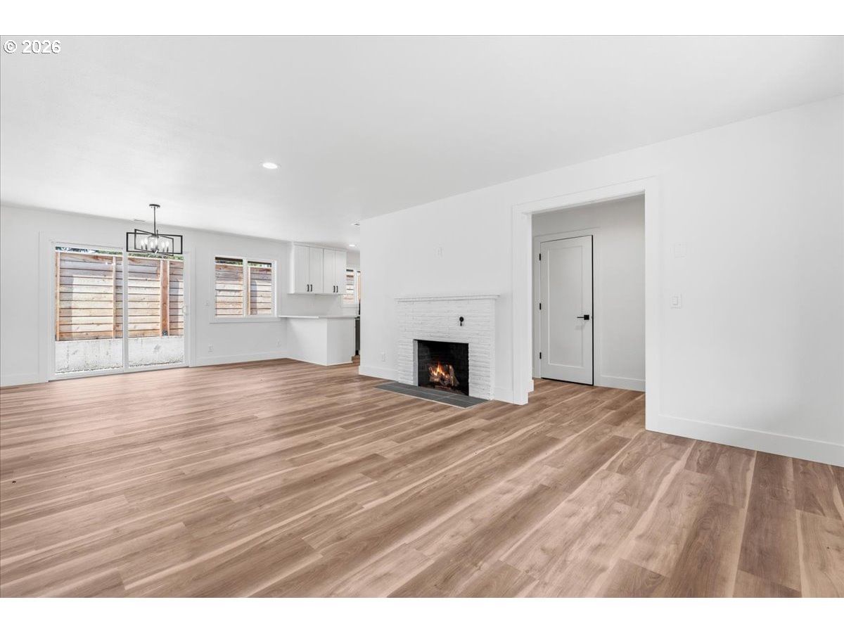 Listing photo 5 of 22, 9545 SW 90th AVE, Portland, OR, 97223
