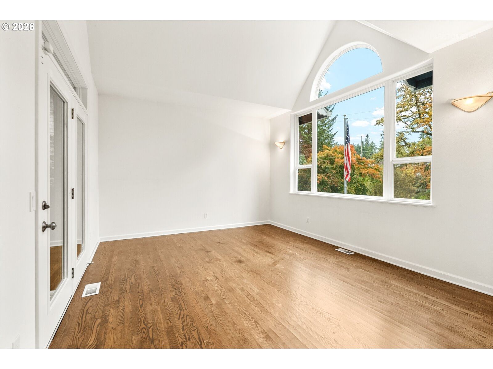 Listing photo 4 of 44, 600 MAPLE ST, Lake Oswego, OR, 97034