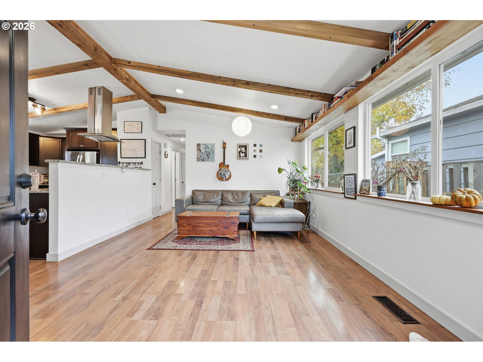 Listing photo 5 of 35, 8822 KNAPP ST, Portland, OR, 97266