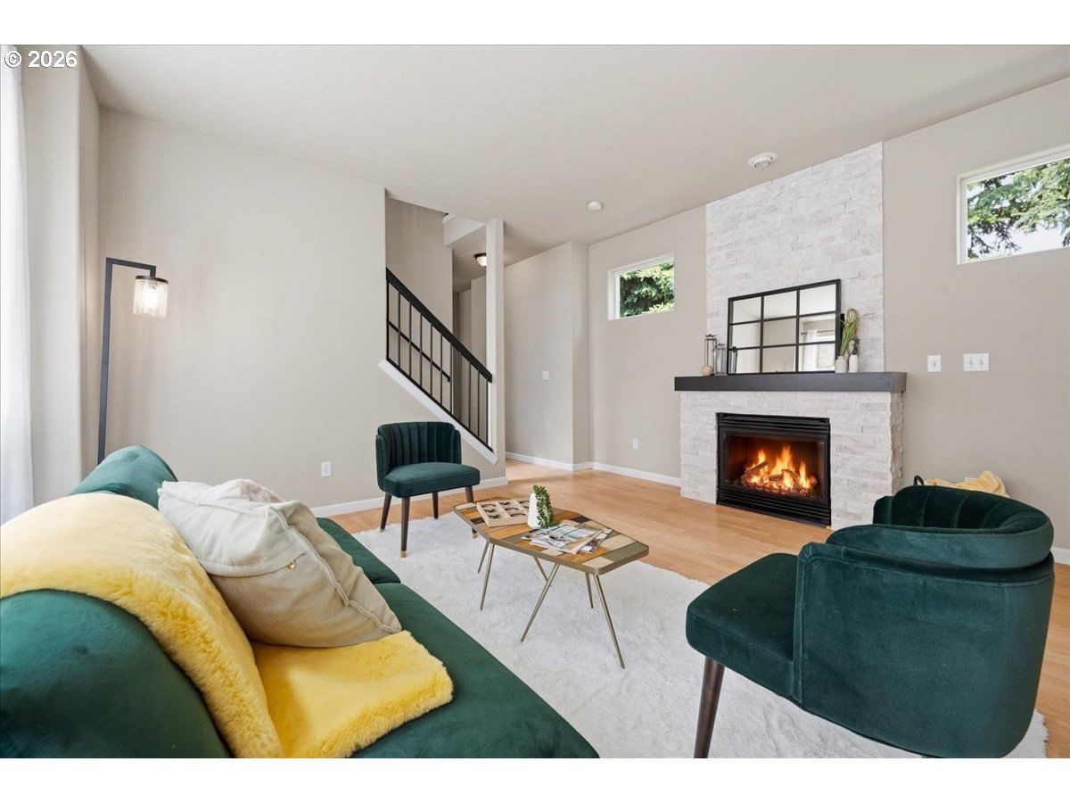 Listing photo 5 of 32, 9213 N ENDICOTT AVE, Portland, OR, 97217
