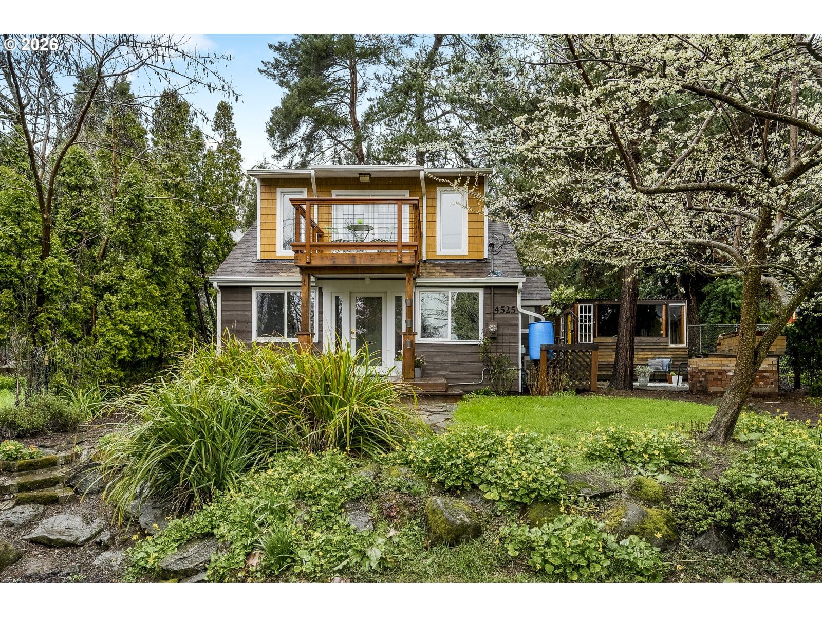 Primary listing photo, 4525 SE MALDEN DR, Portland, OR, 97206
