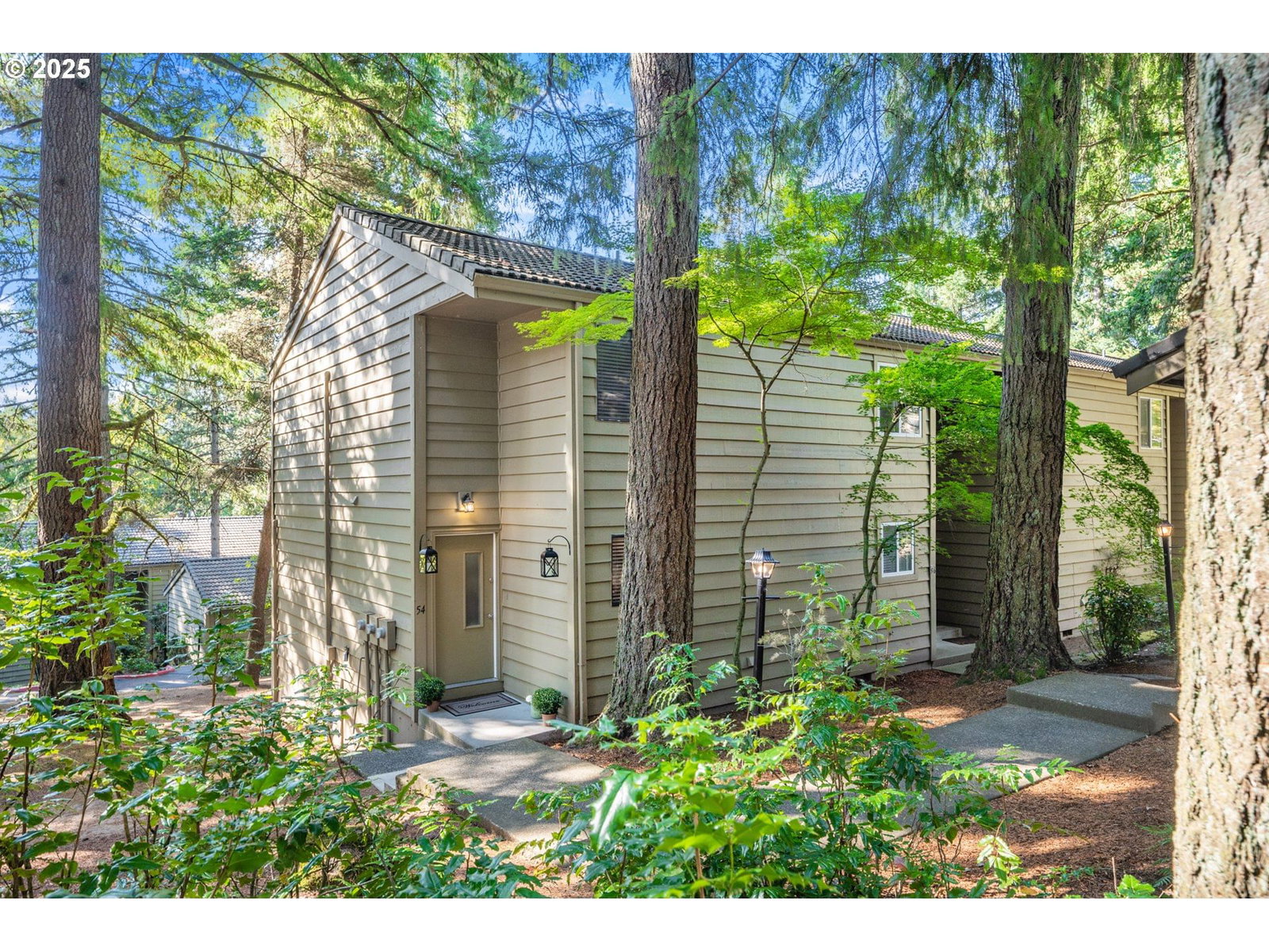 Primary listing photo, 54 CERVANTES CIR, Lake Oswego, OR, 97035