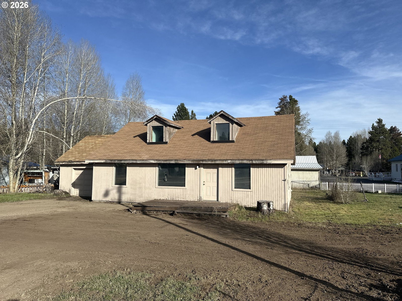 Listing photo 1 of 6