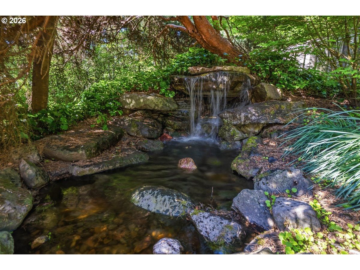 Listing photo 5 of 38, 16240 SW NIGHTHAWK DR, Beaverton, OR, 97007
