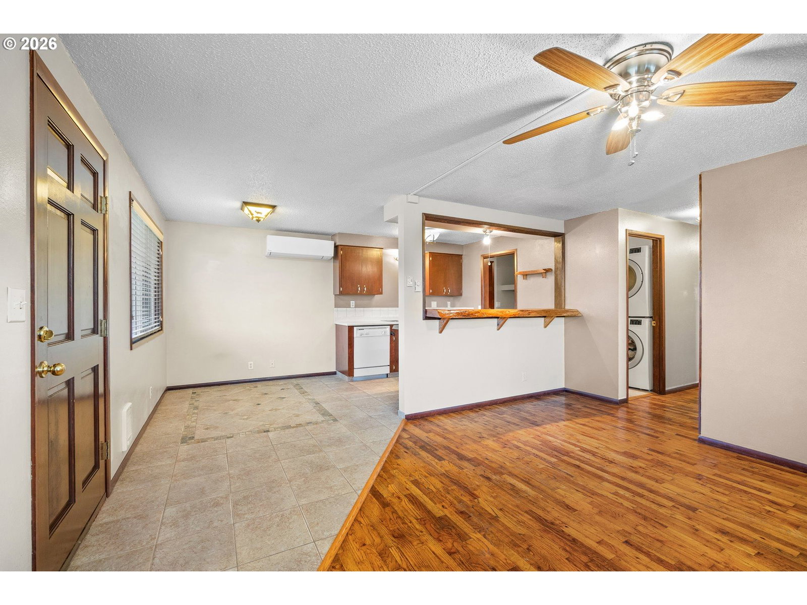 Listing photo 5 of 32, 1025 GARFIELD AVE, Coos Bay, OR, 97420