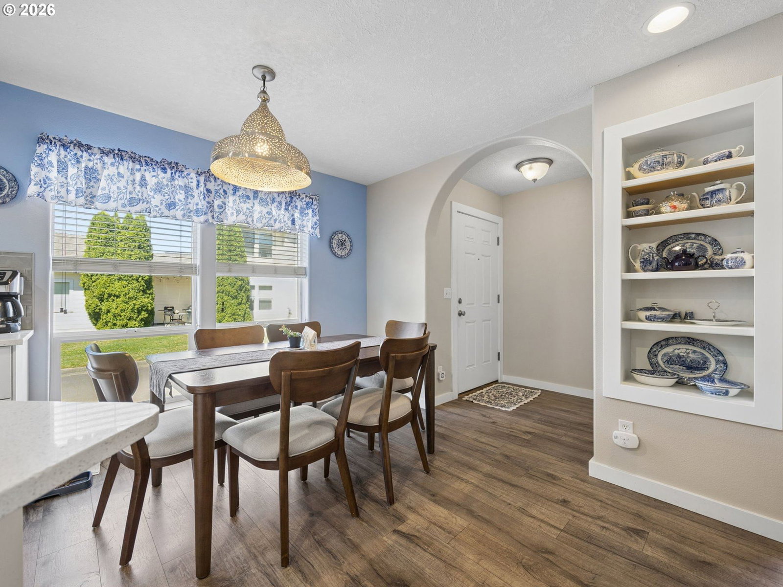 Listing photo 5 of 46, 644 SE MYRTLEWOOD PL, Gresham, OR, 97080