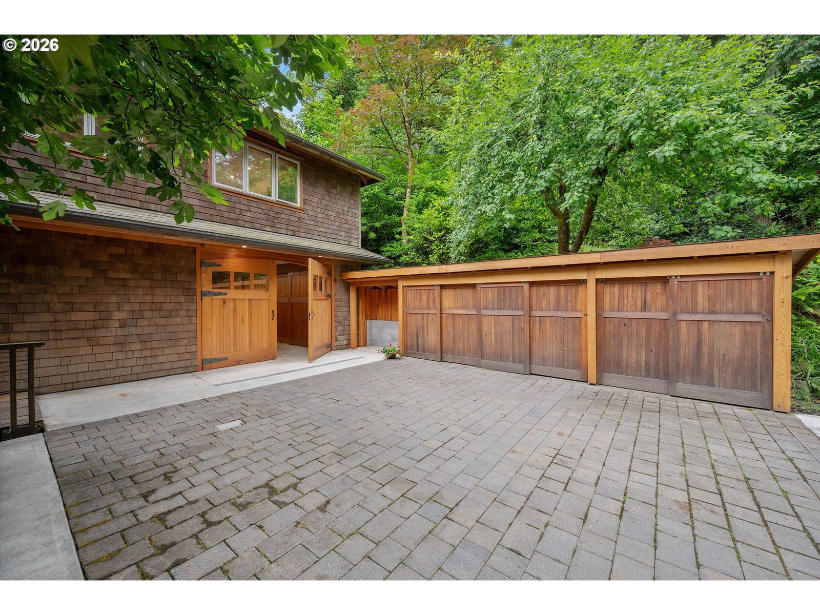 Listing photo 4 of 48, 9505 NW GERMANTOWN RD, Portland, OR, 97231