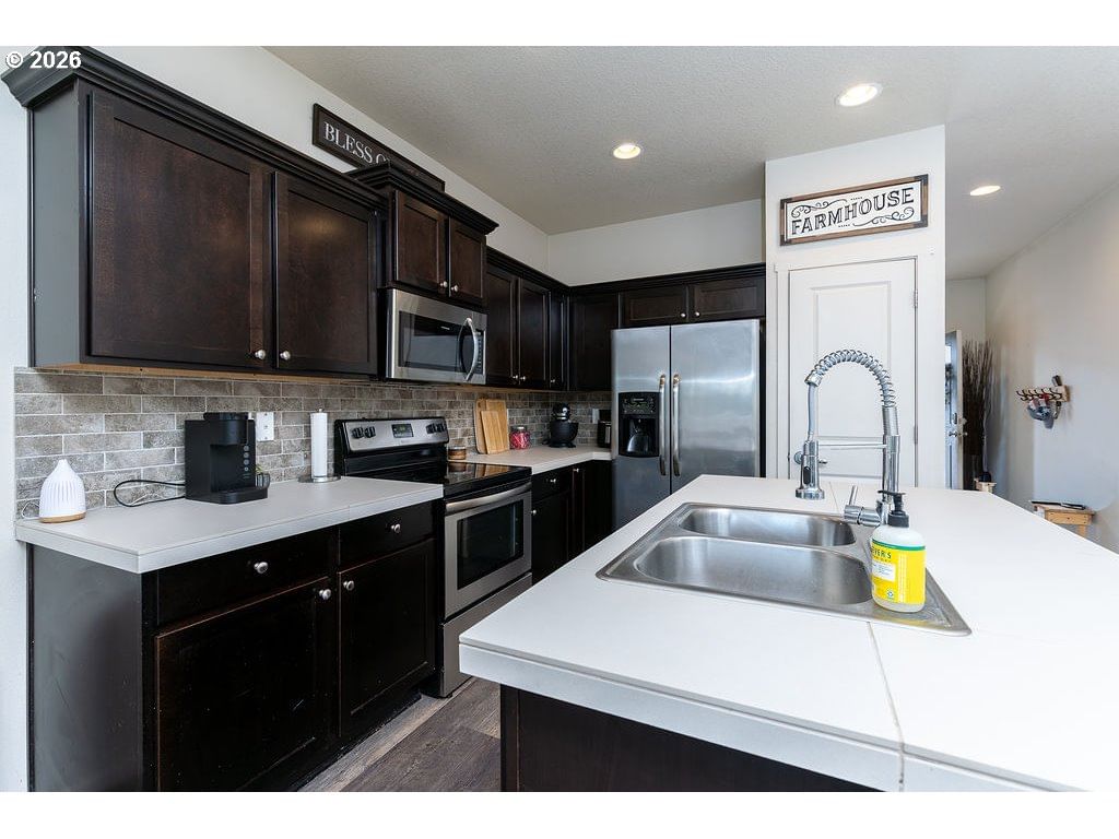 Listing photo 5 of 17, 13004 NE 58TH ST, Vancouver, WA, 98682