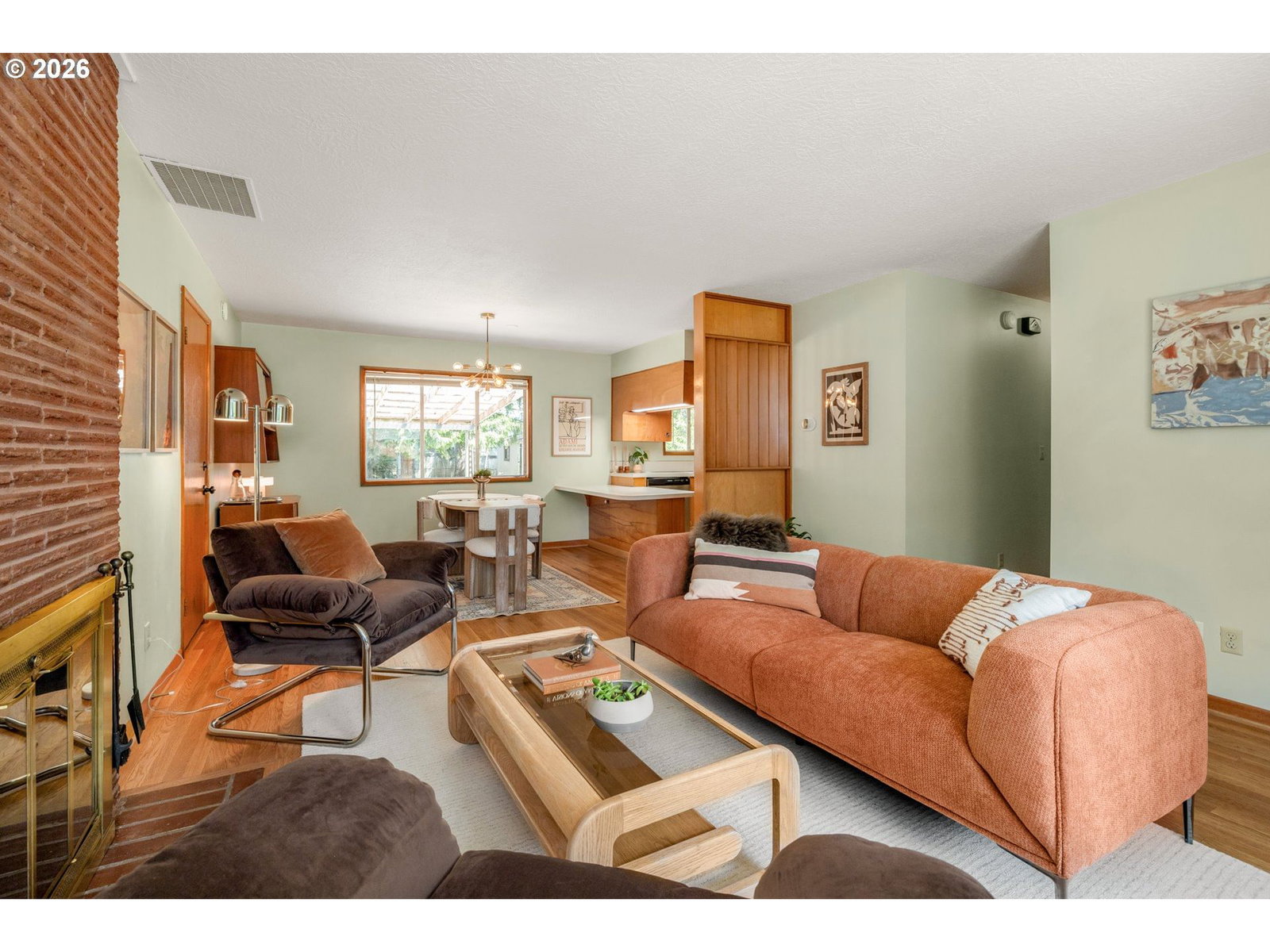 Listing photo 5 of 43, 12601 SE MILL ST, Portland, OR, 97233
