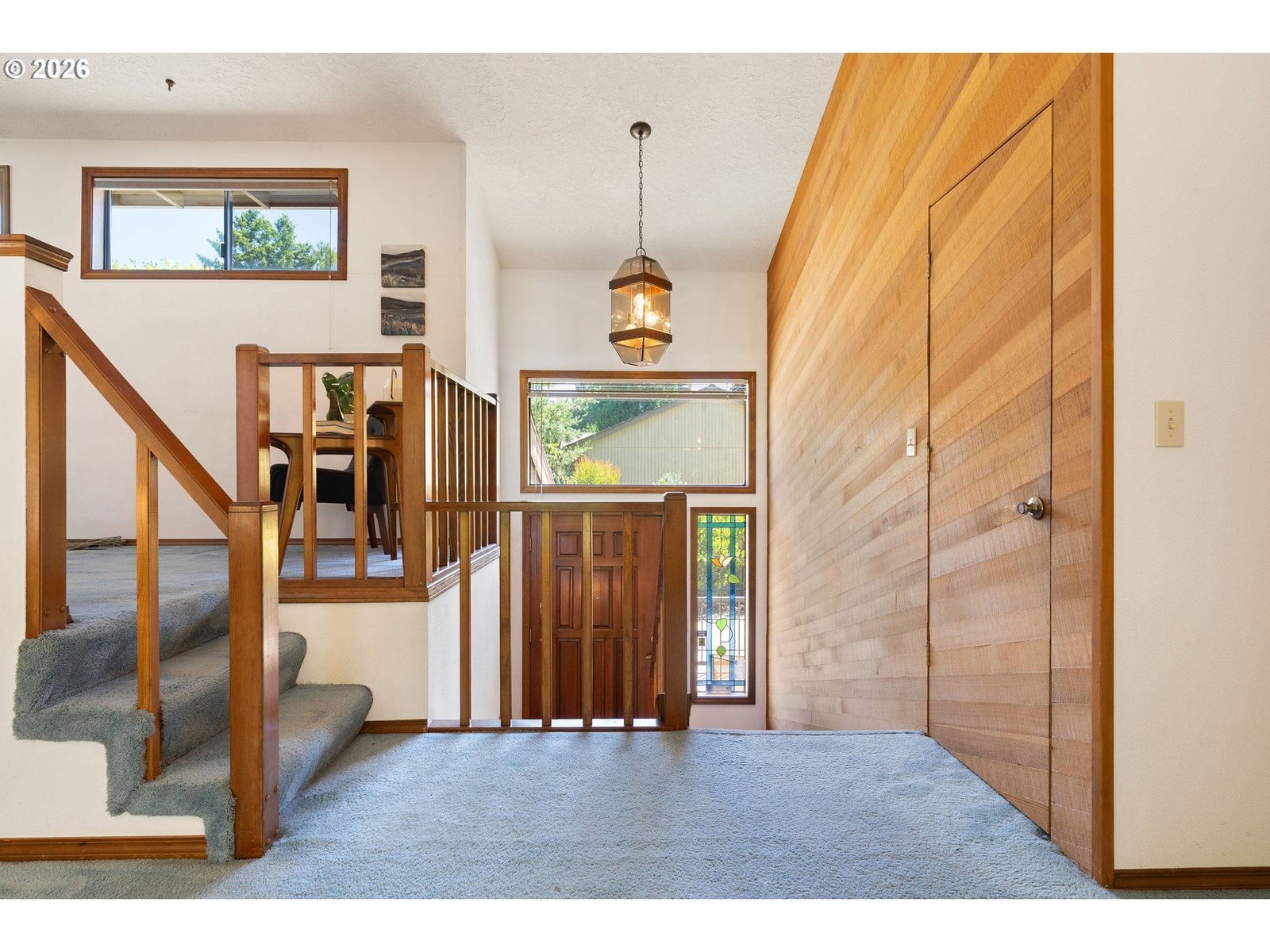 Listing photo 4 of 48, 6010 SW TEXAS CT, Portland, OR, 97219