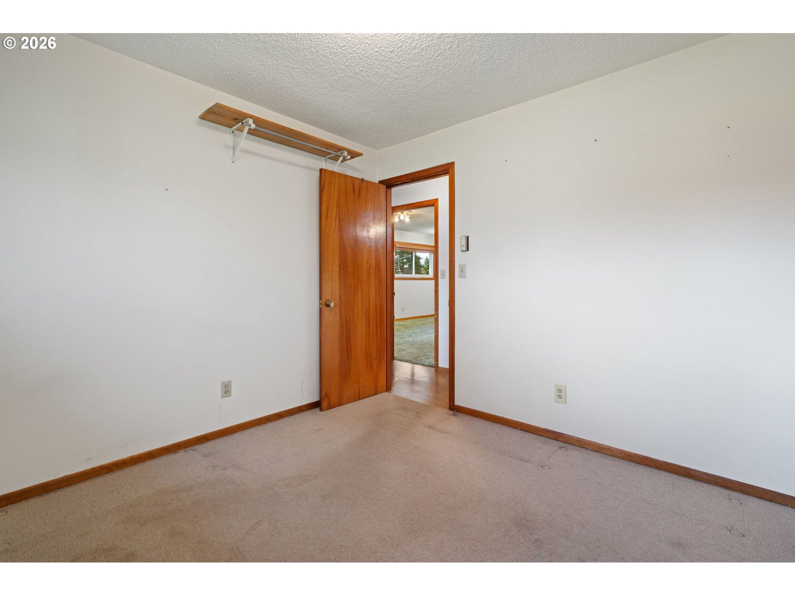 Listing photo 4 of 40, 235 9TH ST, Washougal, WA, 98671