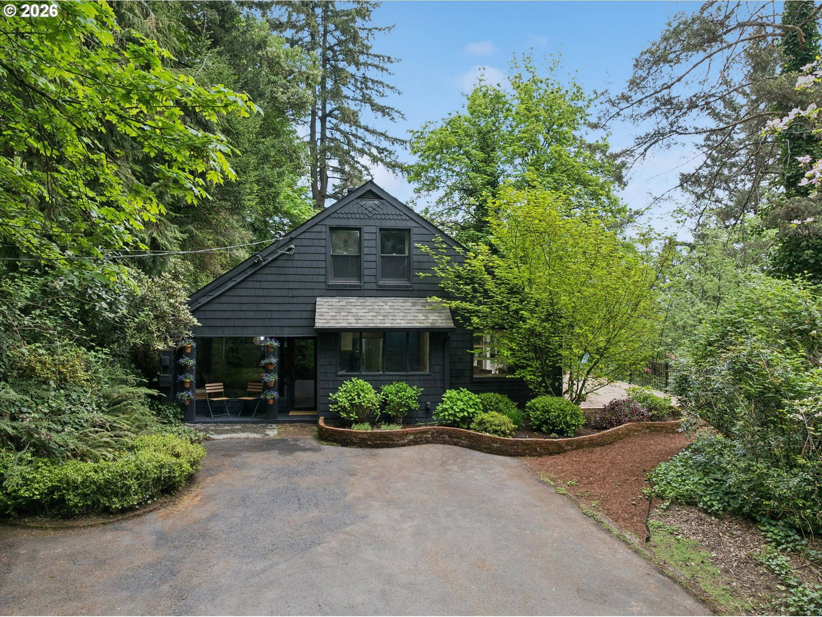 2453 MARYLHURST DR