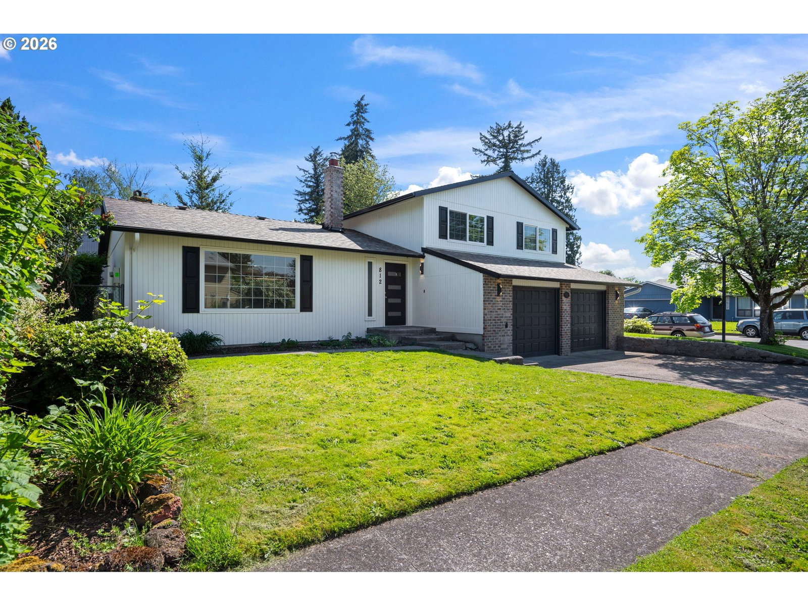 812 NE 28TH ST, $555,000